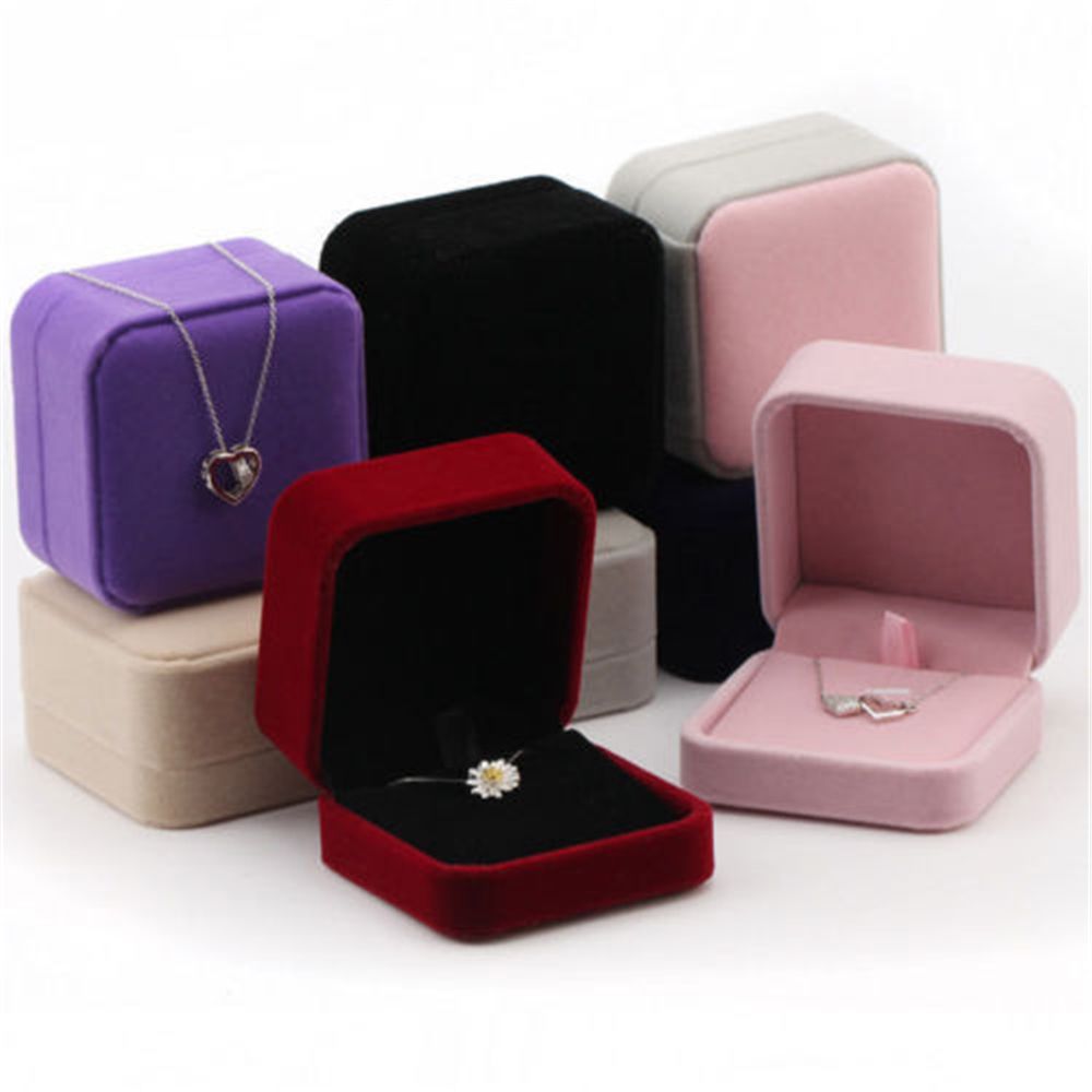 Square Red Engagement Velvet E - Body Jewelry Display incelemesi ve fiyatı