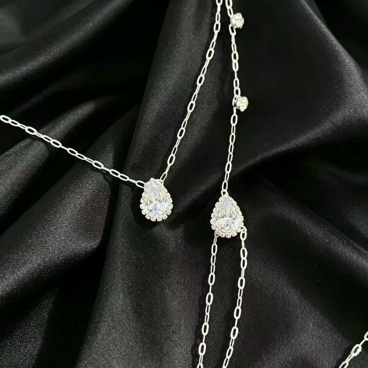 Elegant and graceful bridal ba - Body Jewelry Luxury incelemesi ve fiyatı